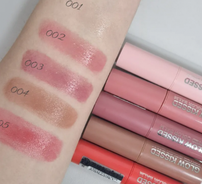 Помада-бальзам увлажняющая для губ TopFace "Glow Kissed" PT160